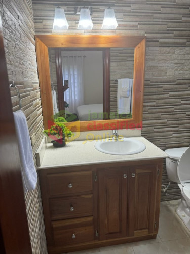 1 Bedroom/1 Bathroom Fully Furnished/ Unit B