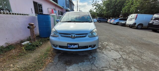 2003 Toyota Platz