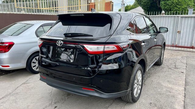 2018 TOYOTA HARRIER