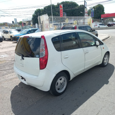 2010 Mitsubishi Colt 