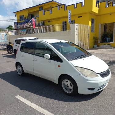 2010 Mitsubishi Colt 