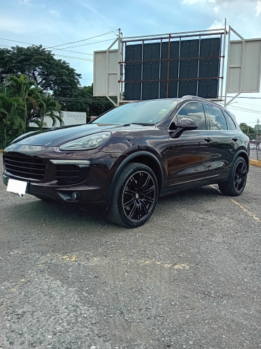 2017 Porsche Cayenne