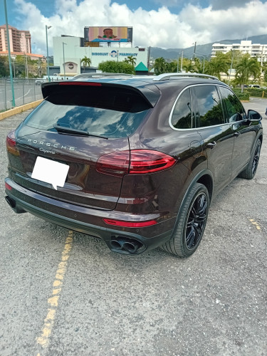 2017 Porsche Cayenne