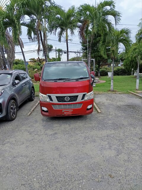 2016 NISSAN CARAVAN