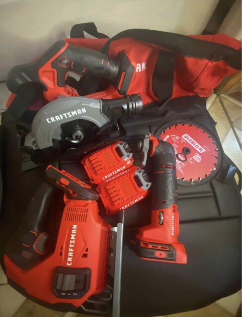 CRAFTSMAN 8 PIECE TOOL SET