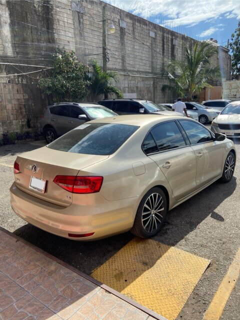 2015 VOLKSWAGEN JETTA HIGHLINE