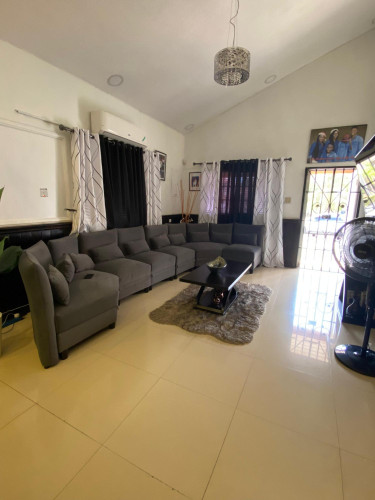 5 Bedroom House For Sale St. Catherine