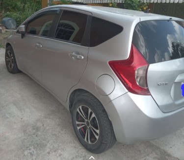 2012 Nissan Note