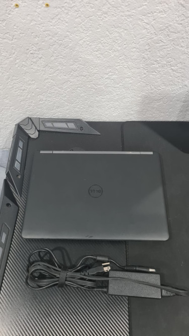 Used Dell Laptop 6GB Ram, 128GB SSD, Intel I5 2.60