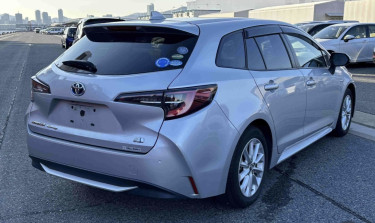 2019 Toyota Corolla Touring Hybrid