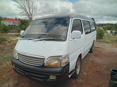 2007 Hiace / Golden Dragon 