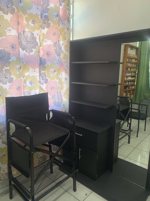 Makeup Booth For Rent