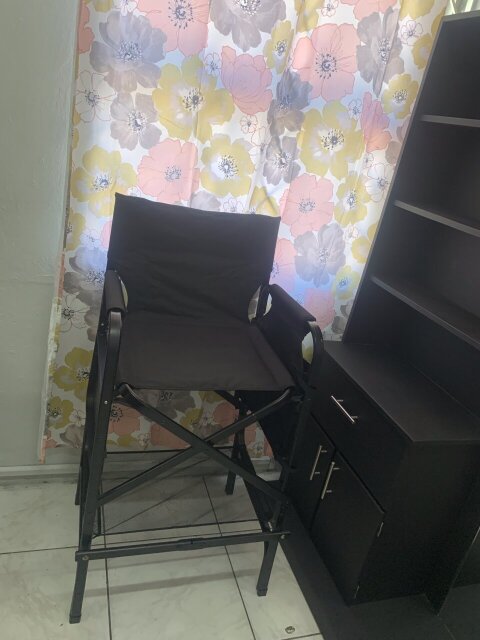 Makeup Booth For Rent