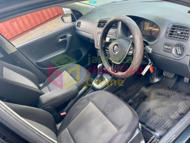 2018 VW POLO