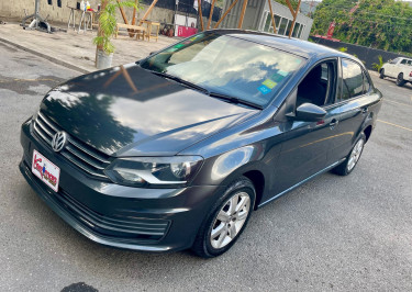 2018 VW POLO