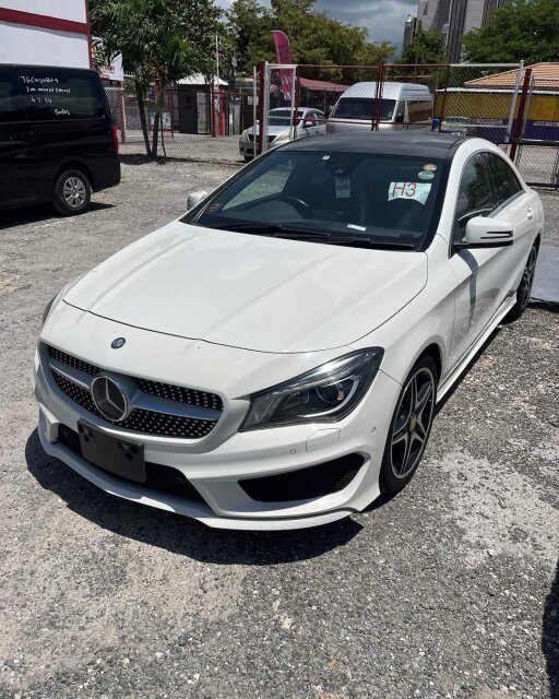 BENZ CLA 250 4MATIC