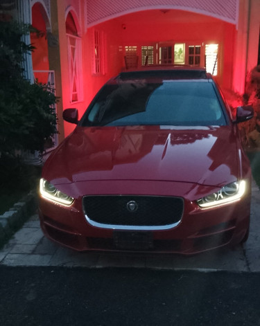 2019 Jaguar Xe