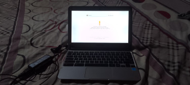 Mini Chromebook Loptop - Working Needs To Repair O