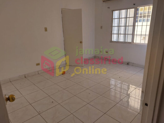 WESTGATE..10 UNIT.. 12 BEDROOM APARTMENT BUILDING