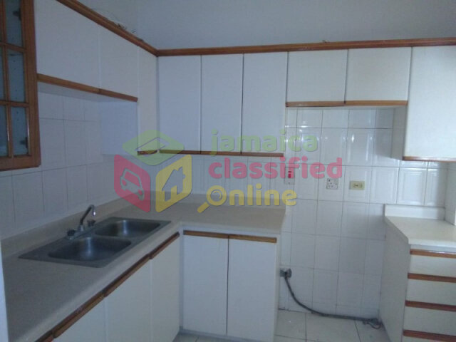 WESTGATE..10 UNIT.. 12 BEDROOM APARTMENT BUILDING