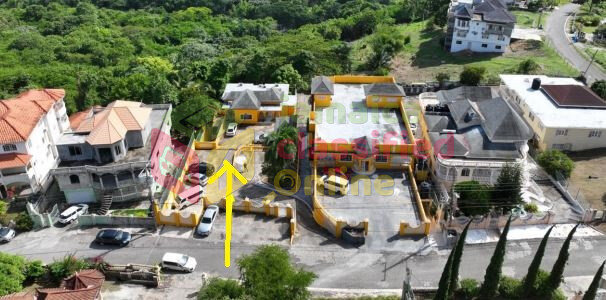 WESTGATE..10 UNIT.. 12 BEDROOM APARTMENT BUILDING