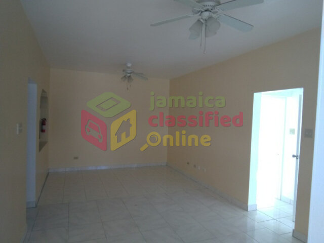 WESTGATE....15 UNIT 23 BEDROOM APARTMENT BUILDING