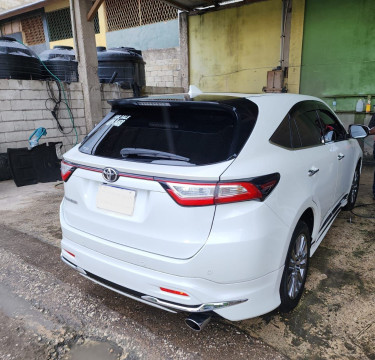 2019 Toyota Harrier Modellista