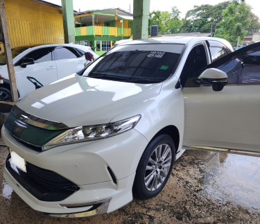 2019 Toyota Harrier Modellista