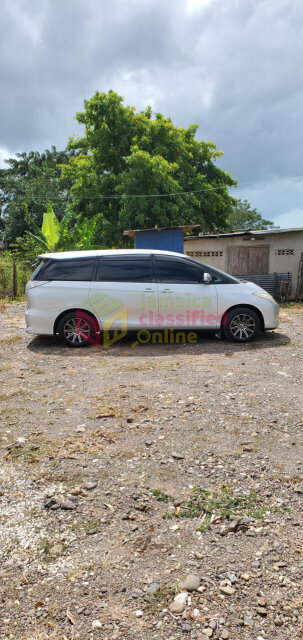 2012 Toyota Estima