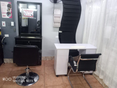 Salon Hair/nail Station For Rent, Serious Inquiri.