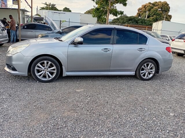 2013 Subaru Legacy $1.495 Million 8763492969