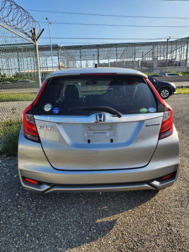 HONDA FIT HYBRID 2019