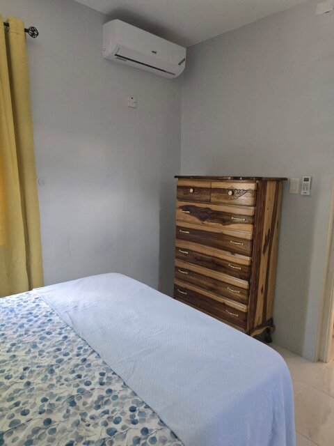 1 Bedroom Apartment For Rent - Mona, Kingston 6