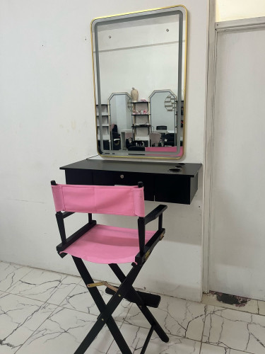 Makeup Station