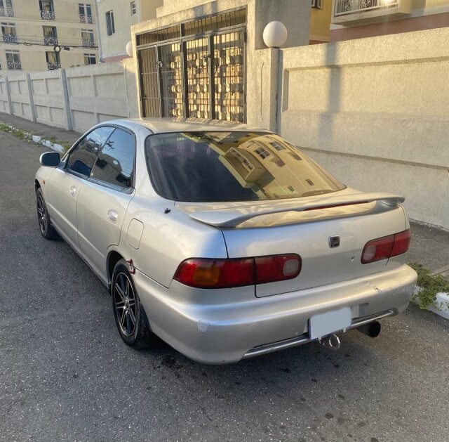 2000 Honda Integra