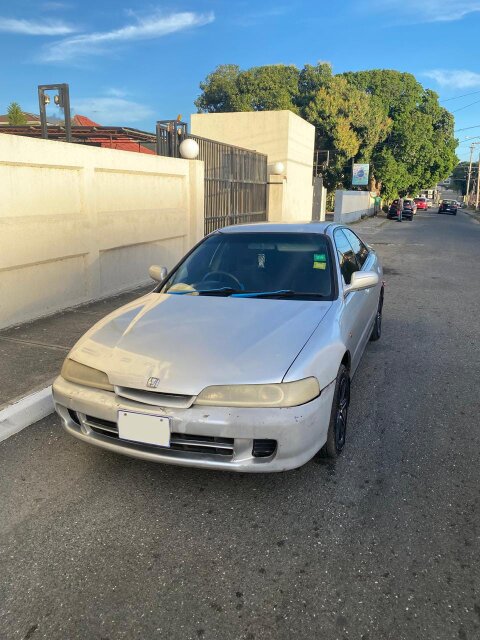 2000 Honda Integra