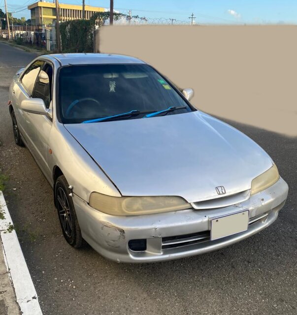 2000 Honda Integra