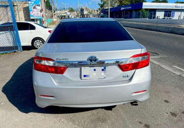 2013 Toyota Camry Hybrid