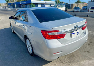 2013 Toyota Camry Hybrid