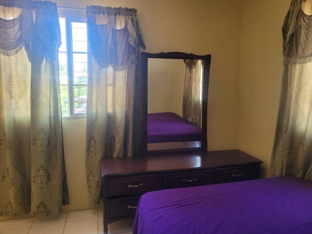 1 Bedroom 1 Bathroom Shared Facilities