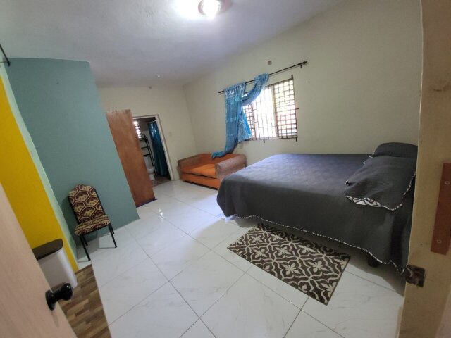 1 Bedroom Self Contained Studio (READ BELOW) Houses Patrick City