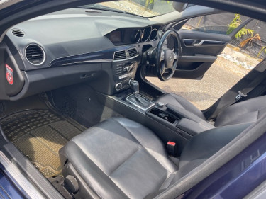 2014 MERCEDES BENZ C180