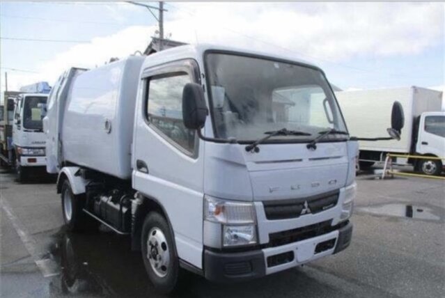 20130 Canter Garbage Truck