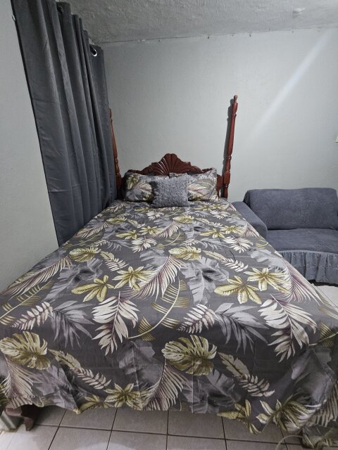 1 Bedroom Furnished