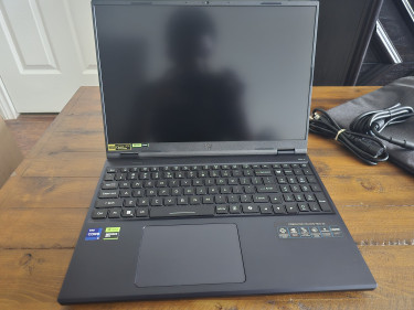  RTX 4060 Gaming Laptop Acer Predator I9!