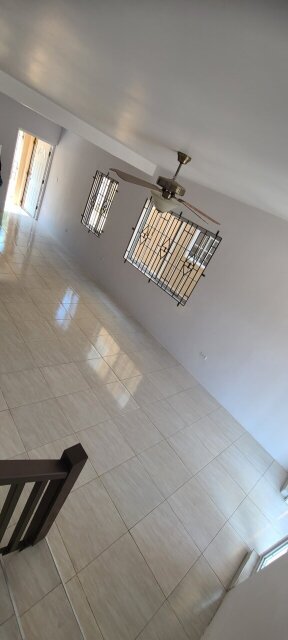 2 Bedroom Townhouse For Rent