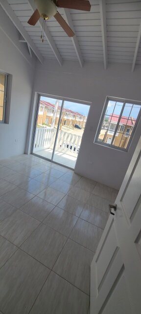 2 Bedroom Townhouse For Rent