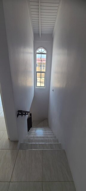 2 Bedroom Townhouse For Rent