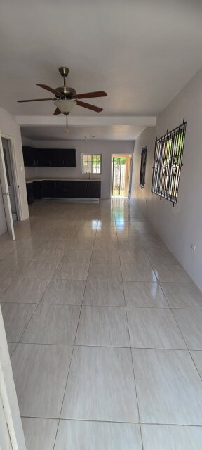 2 Bedroom Townhouse For Rent
