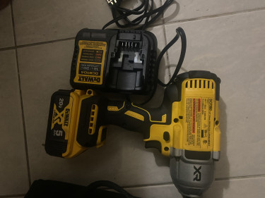 Dewalt DCF900 1/2 Inch Impact Drill